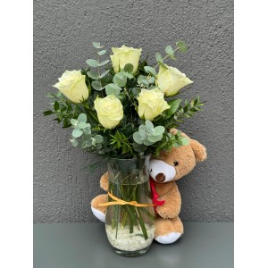 PAŞABAHÇE VAZODA 5 BEYAZ GÜL AYICIK